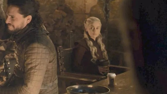 Starbucks responds to Game of Thrones “coffee cup” gaffe | Famous Campaigns